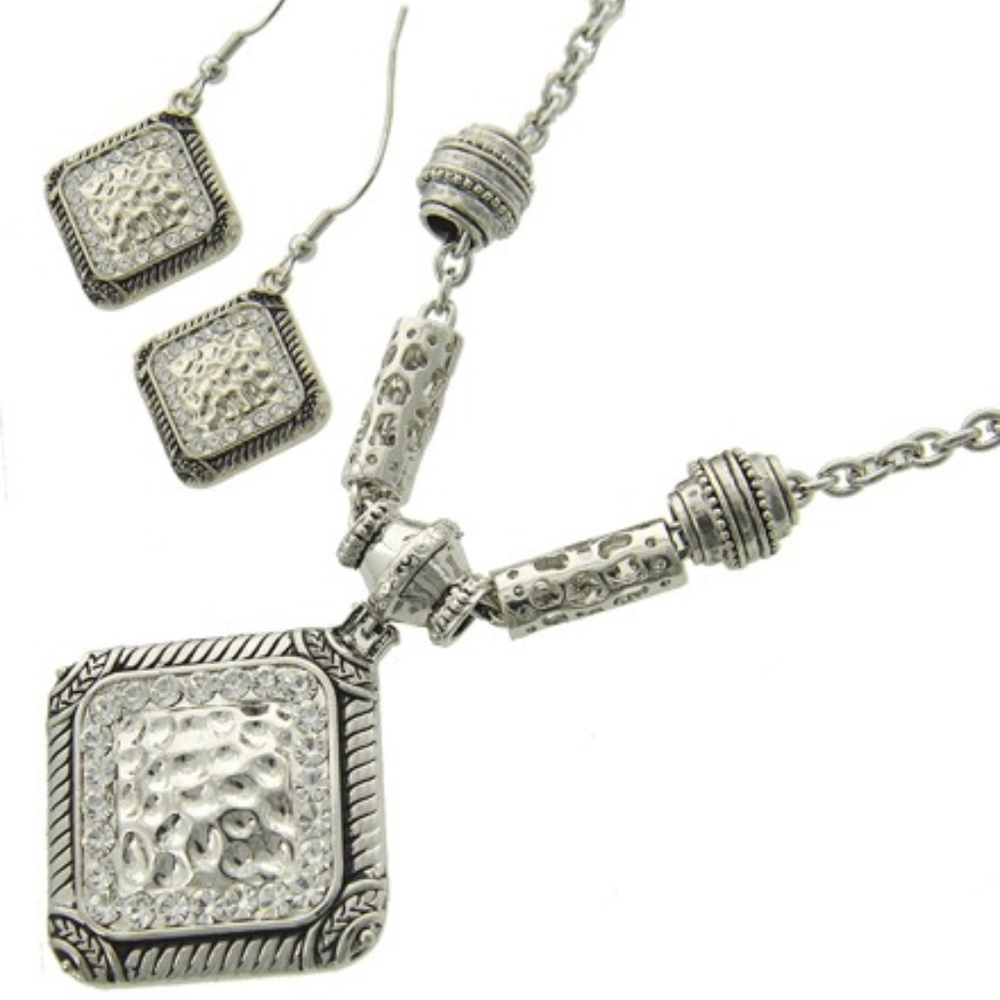Hammered Necklace and Earrings set, Silver Tone